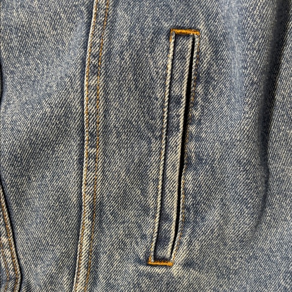 Levi's signature Blue Denim Jacket - Picture 4 of 12